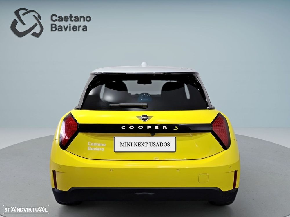 MINI 3 Portas Cooper SE Classic M - 7