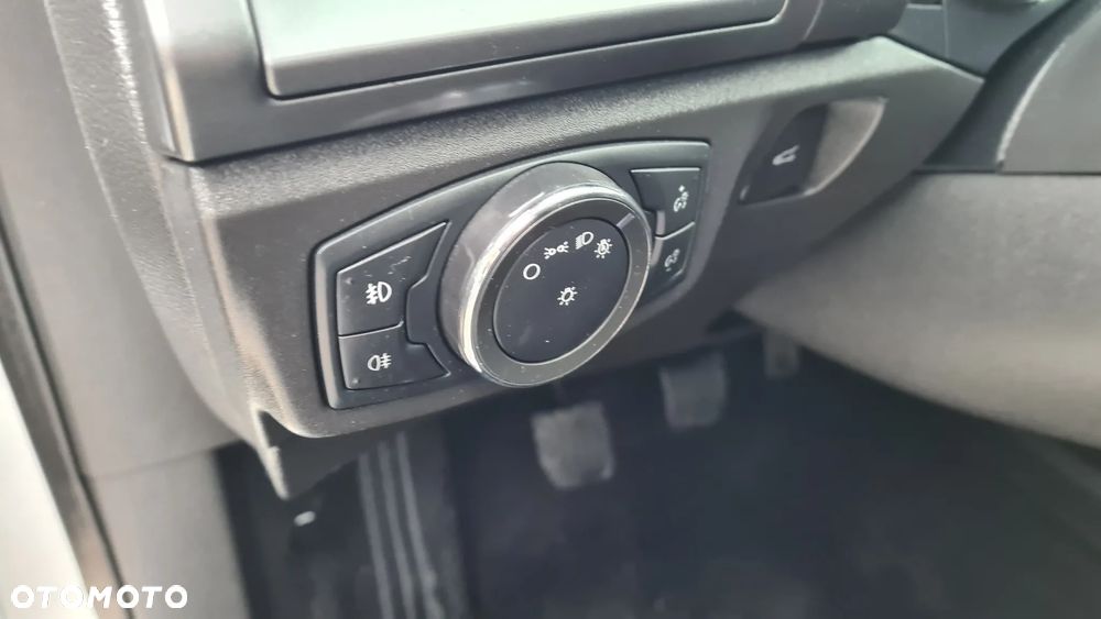 Ford Mondeo 2.0 TDCi Start-Stopp Titanium - 28