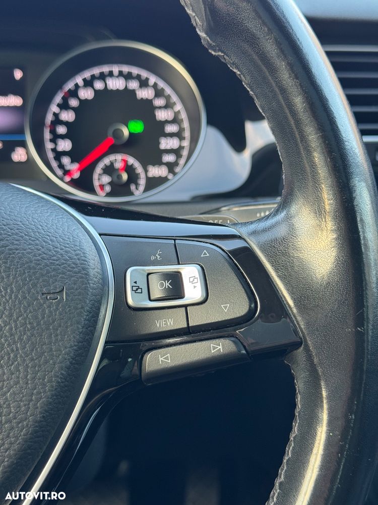 Volkswagen Golf 1.5 TSI DSG Highline - 22