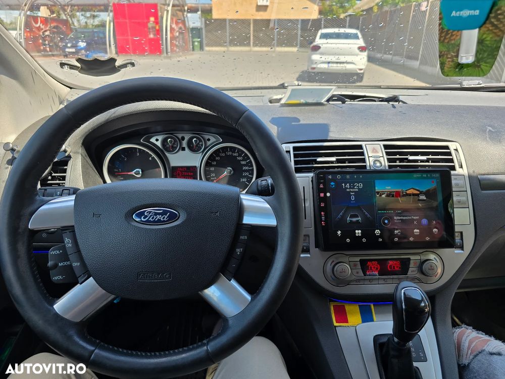 Ford Kuga 2.0 TDCi 4x4 Aut. Individual - 8