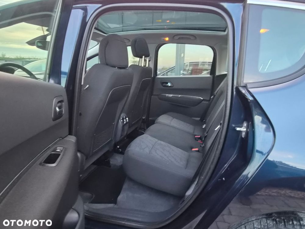 Peugeot 3008 1.6 Premium - 27