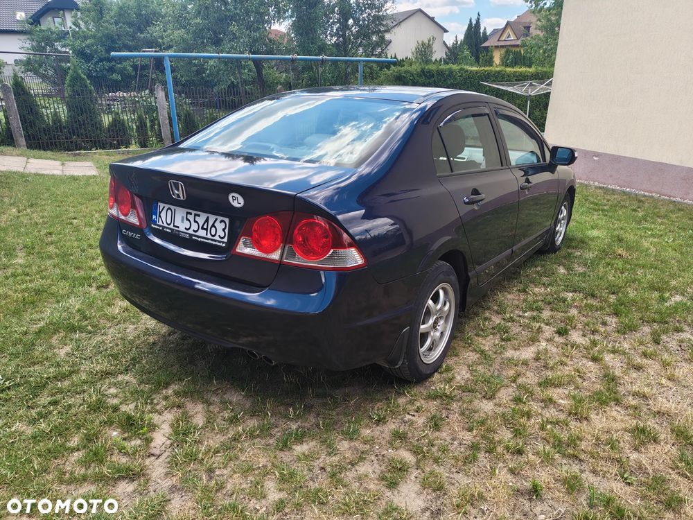 Honda Civic 1.8 Comfort - 3