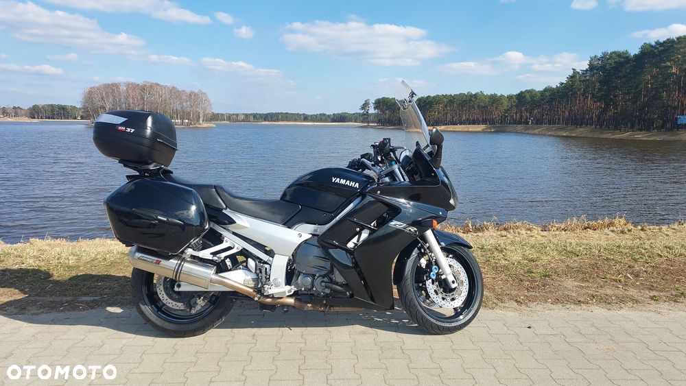 Yamaha FJR - 3