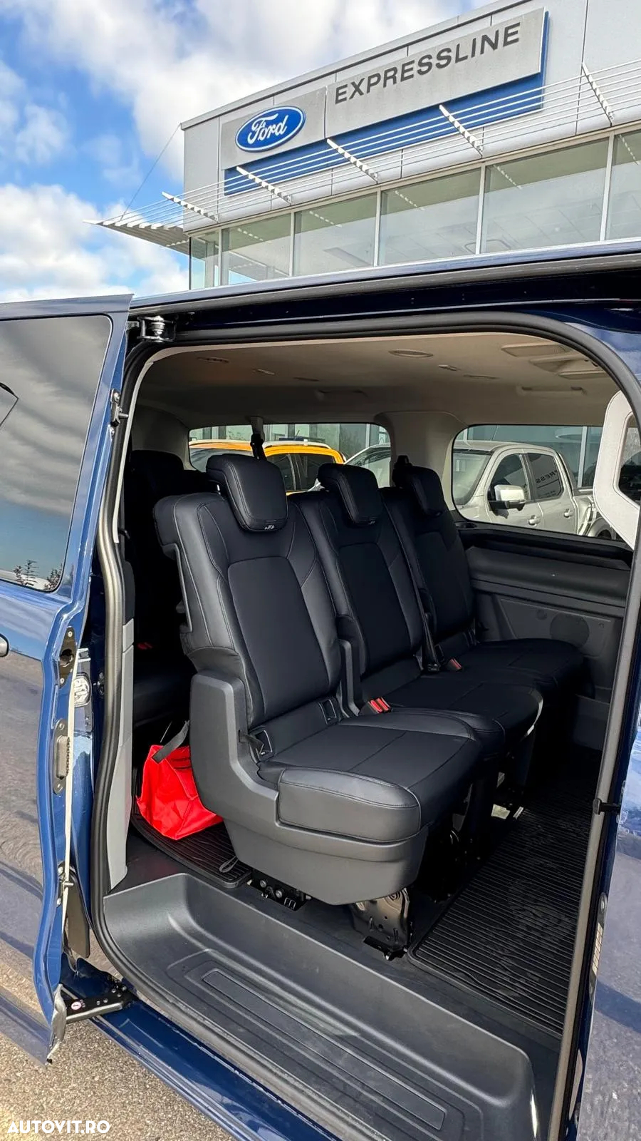 Ford Transit Custom Kombi 320 2.0 EcoBlue 170 CP L2H1 Trend Aut. - 9