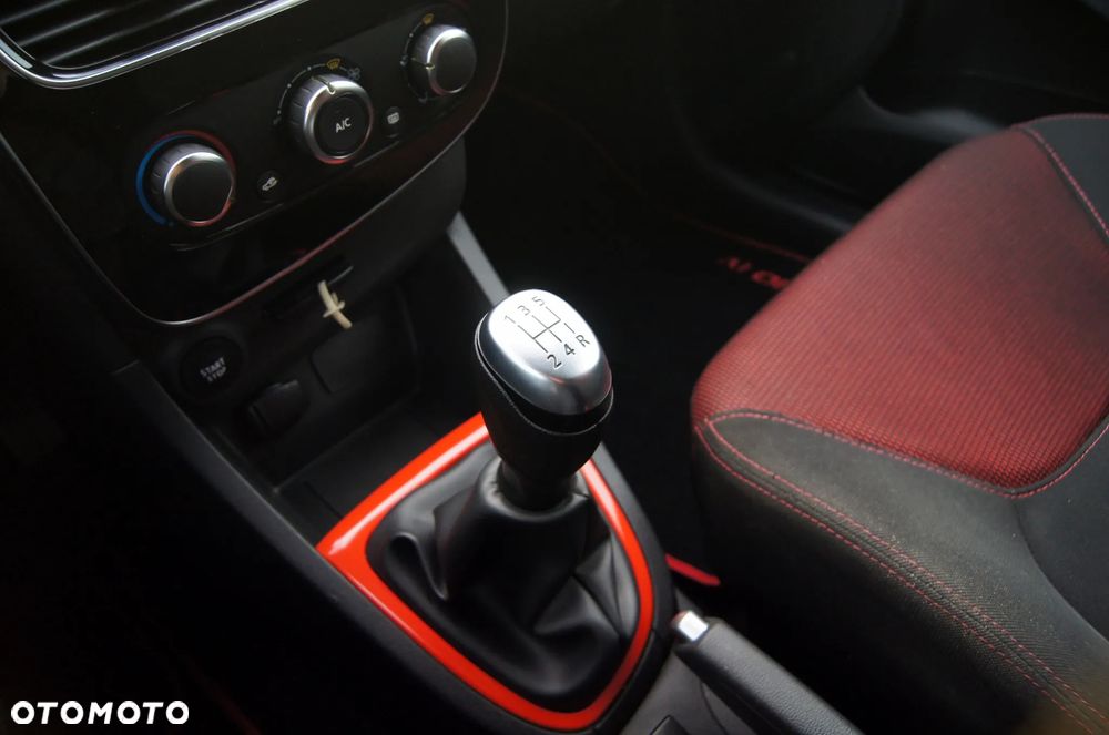 Renault Clio dCi 75 Expression - 19