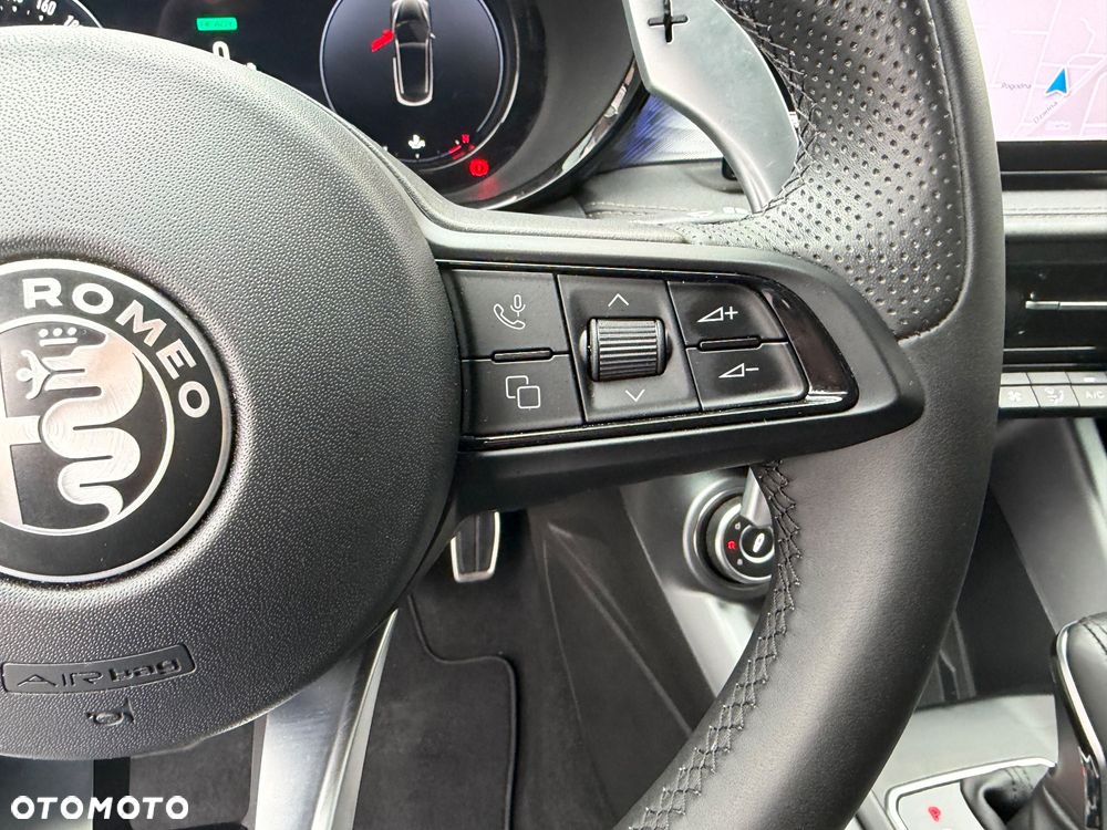 Alfa Romeo Tonale 1.5 T4 GSE mHEV Veloce DCT - 30