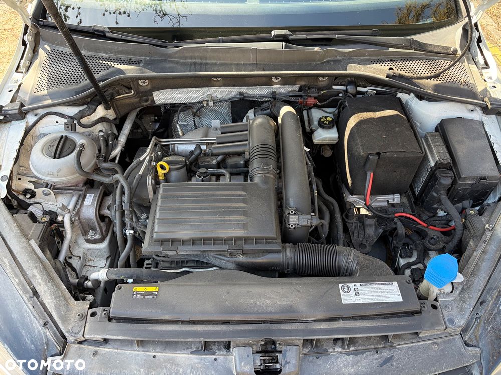 Volkswagen Golf 1.2 TSI BlueMotion Technology Allstar - 20