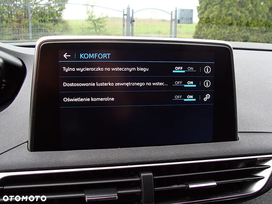 Peugeot 3008 BlueHDi 130 Stop & Start EAT8 Allure - 26