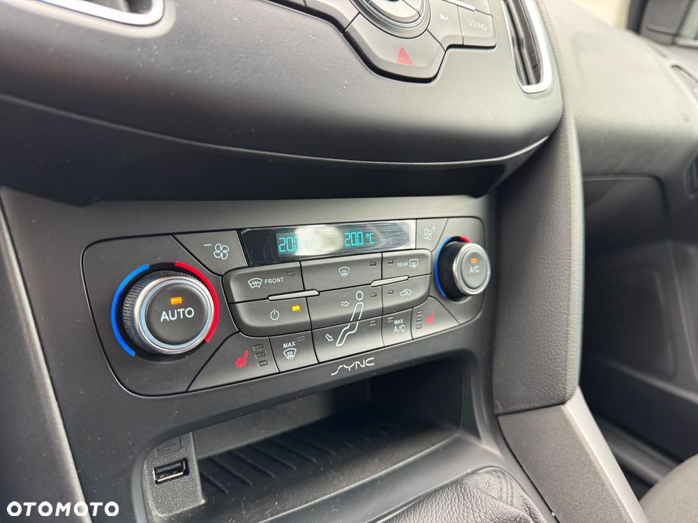 Ford Focus 1.0 EcoBoost Trend Sport - 8