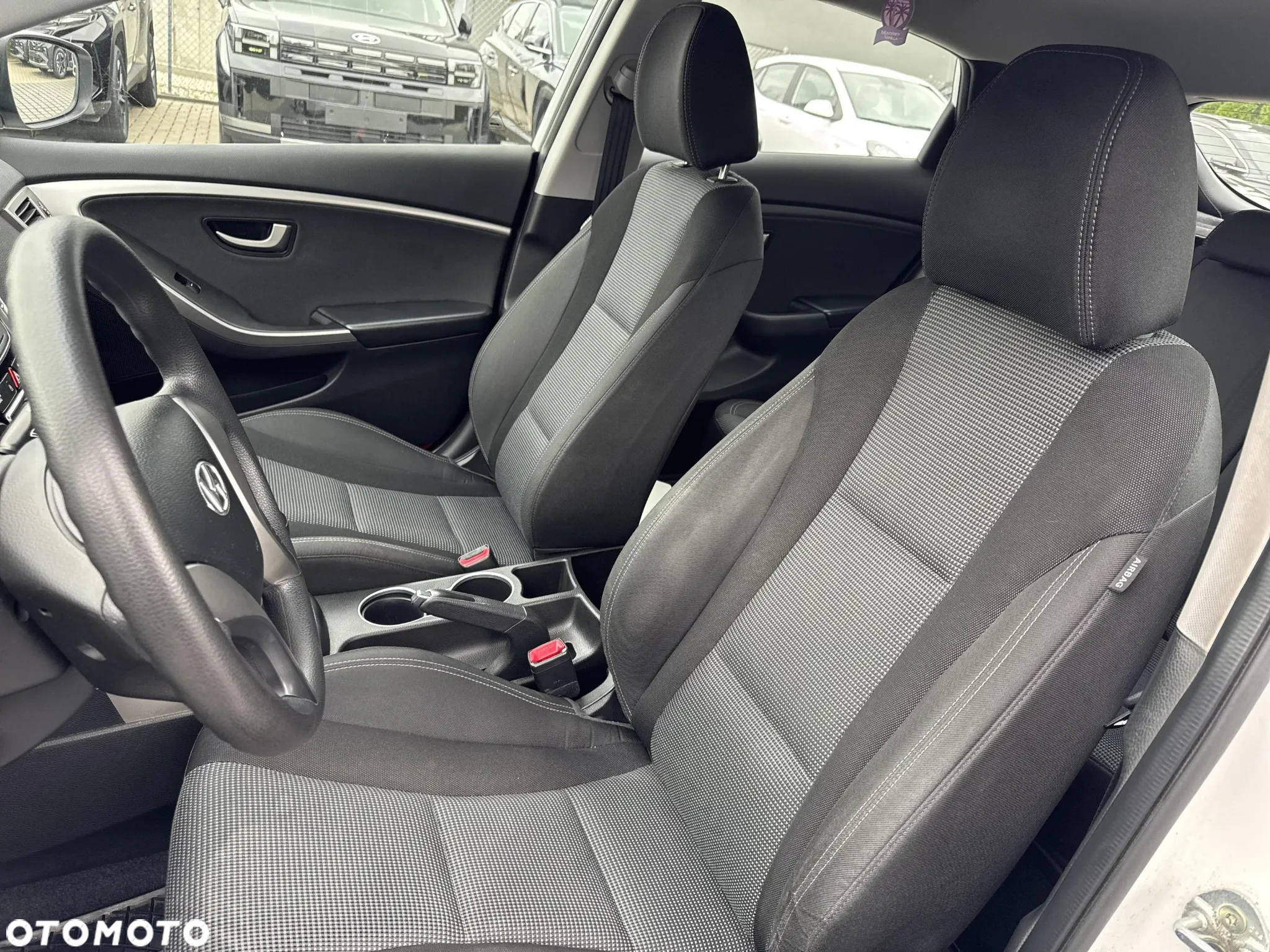 Hyundai i30 1.4 BlueDrive Classic + - 11
