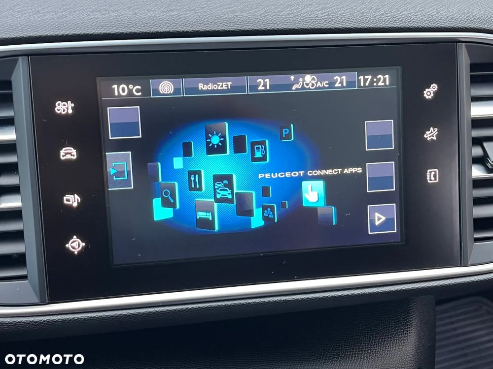 Peugeot 308 - 24
