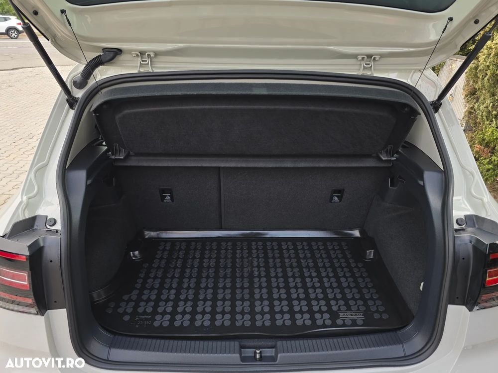 Volkswagen T-Cross 1.5 TSI DSG Life - 14