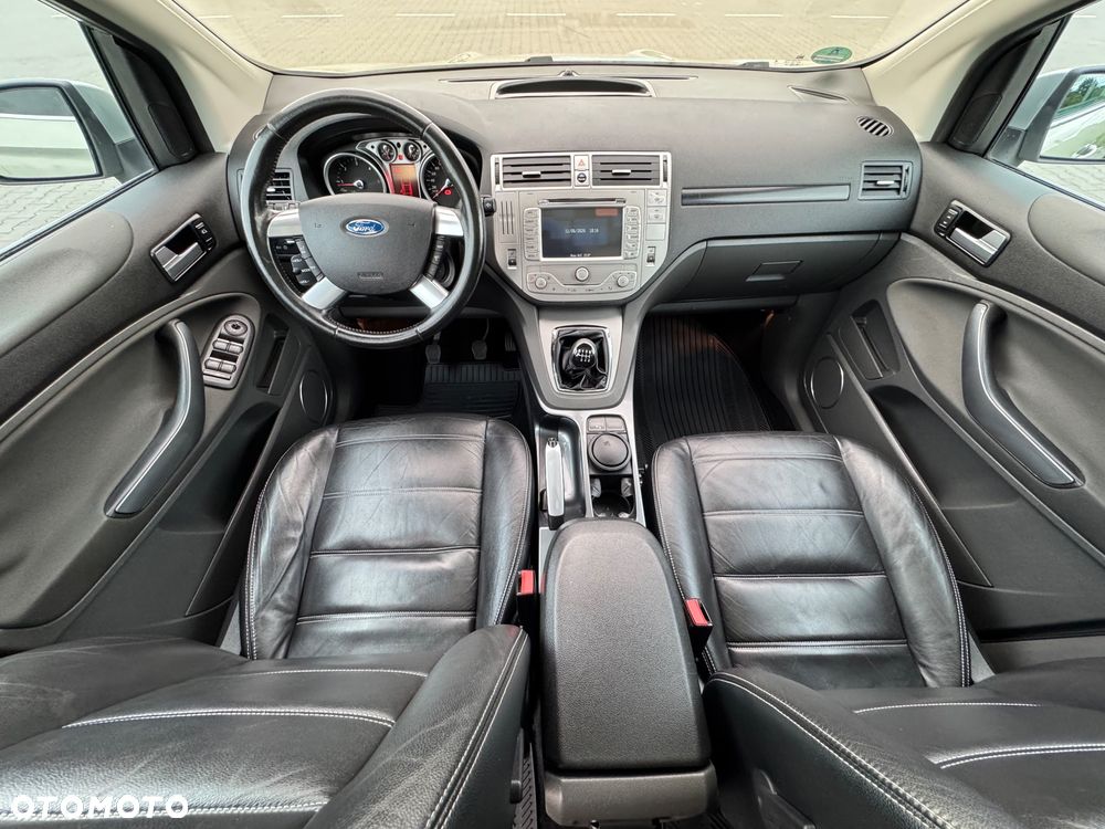 Ford Kuga 2.0 TDCi 4x4 Titanium - 30