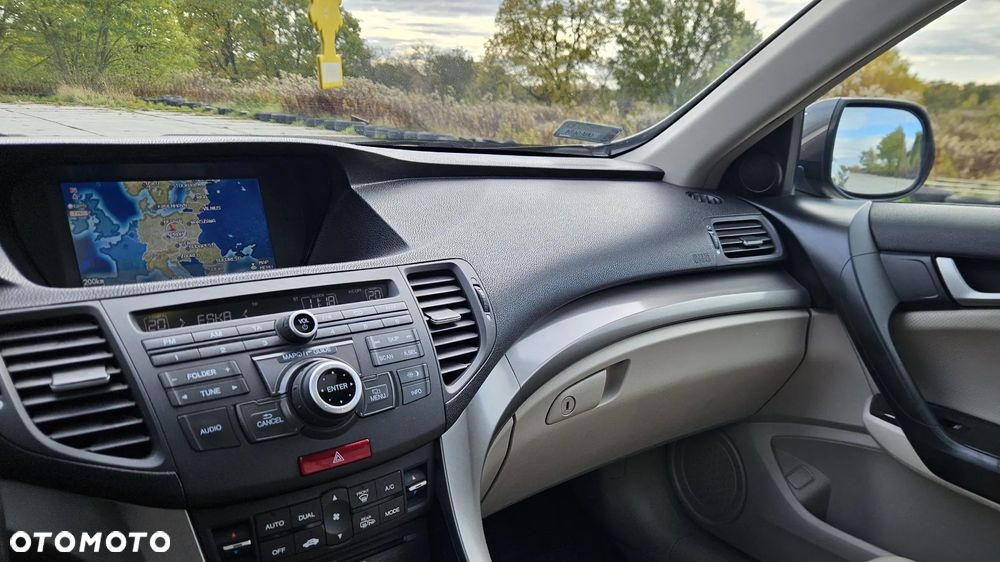 Honda Accord 2.2i-DTEC 180 Executive - 17