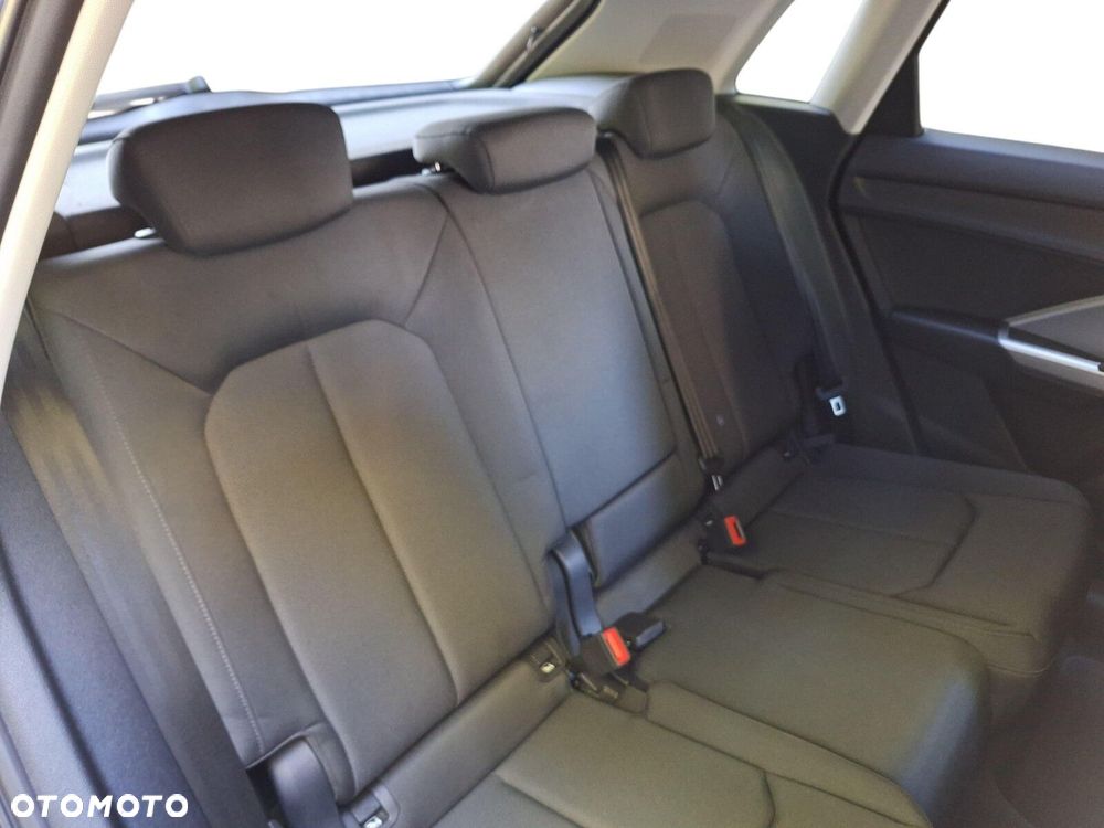 Audi Q3 40 TFSI Quattro S tronic - 13