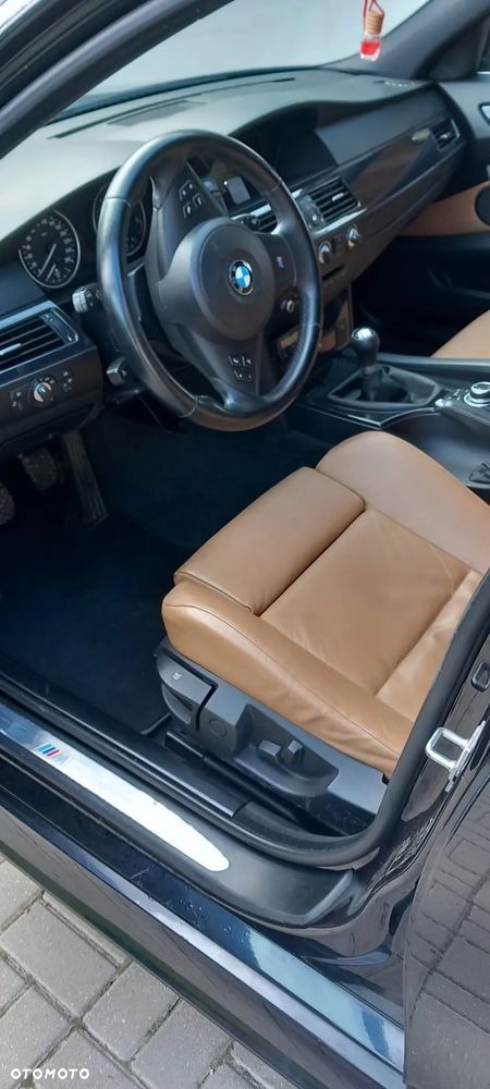 BMW Seria 5 520d - 2