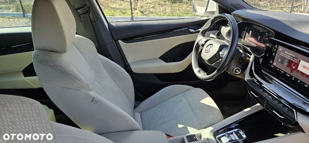 Skoda Octavia 1.5 TSI e-Tec Style DSG - 22