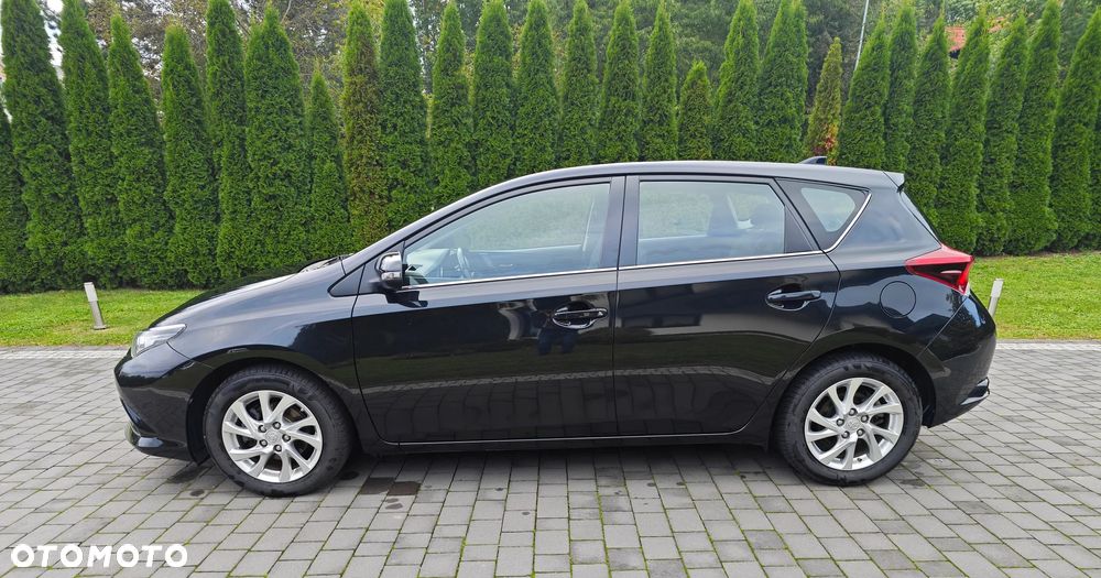 Toyota Auris 1.2 Turbo Design Edition - 11