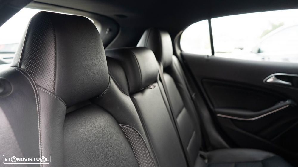 Mercedes-Benz GLA 200 - 22