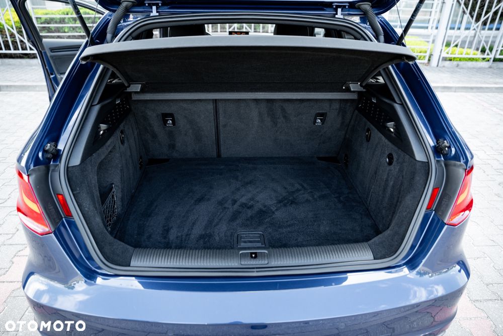 Audi A3 Sportback - 18