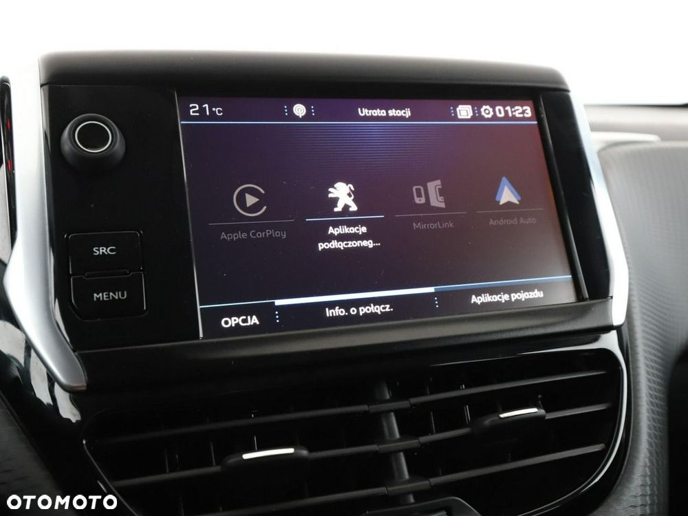 Peugeot 2008 1.2 Pure Tech Style S&S - 26