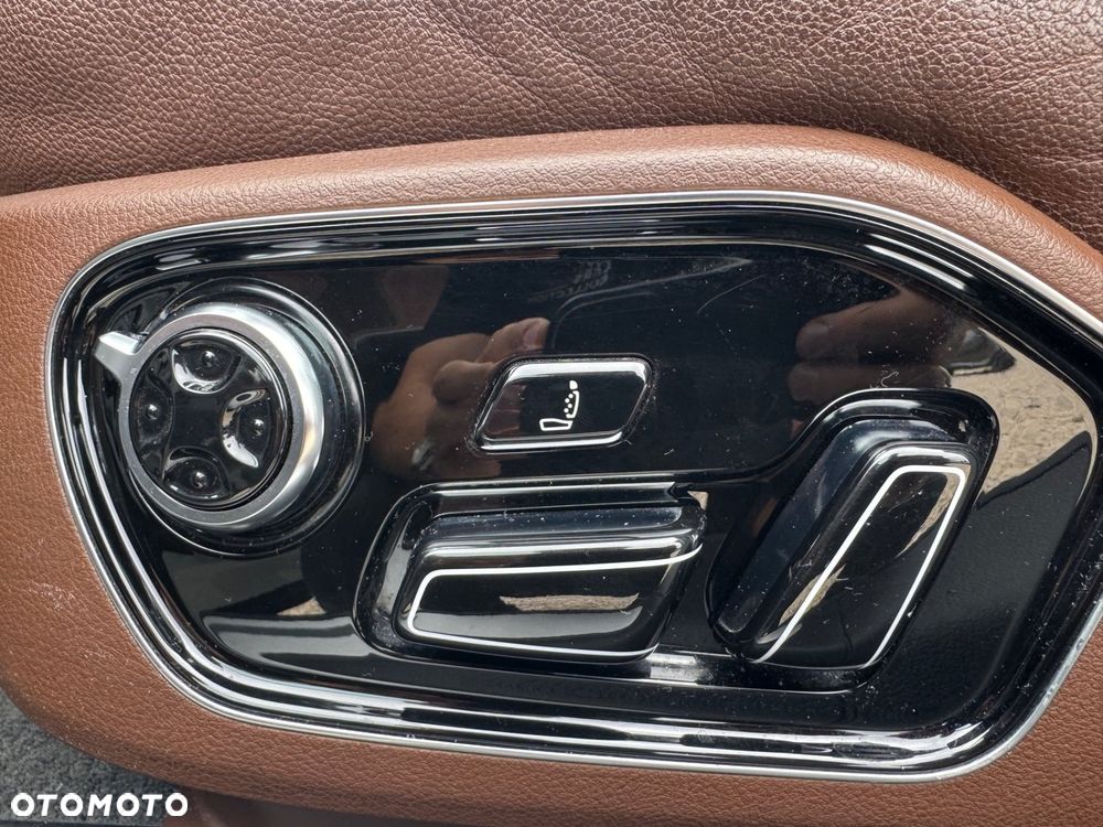 Audi A8 - 15