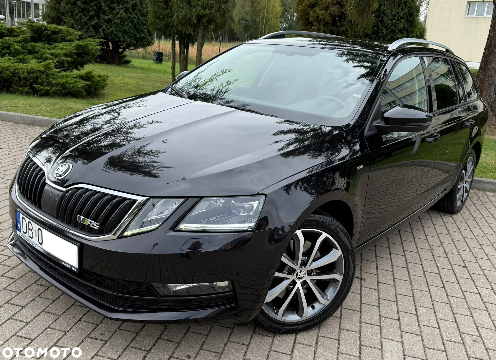 Skoda Octavia Combi 2.0 TDI DSG Exclusive - 19