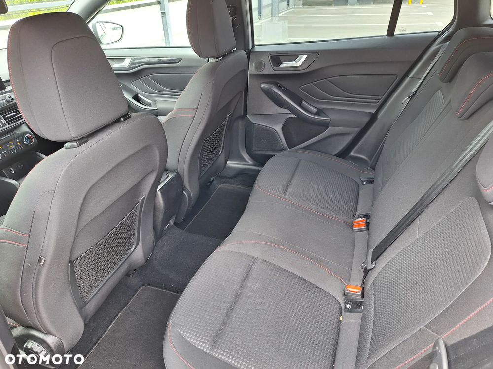 Ford Focus 1.5 EcoBoost ST-Line - 21