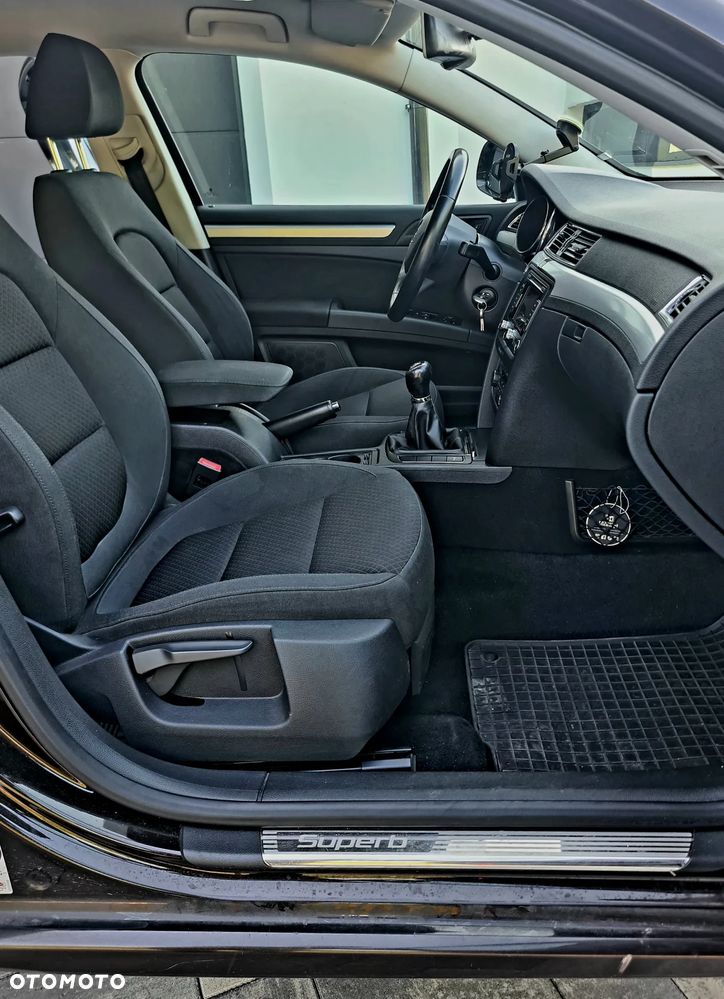 Skoda Superb - 12