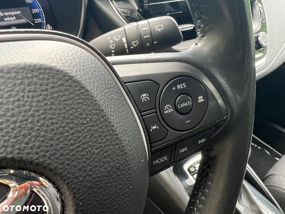 Toyota Corolla 1.8 Hybrid GPF Comfort - 16