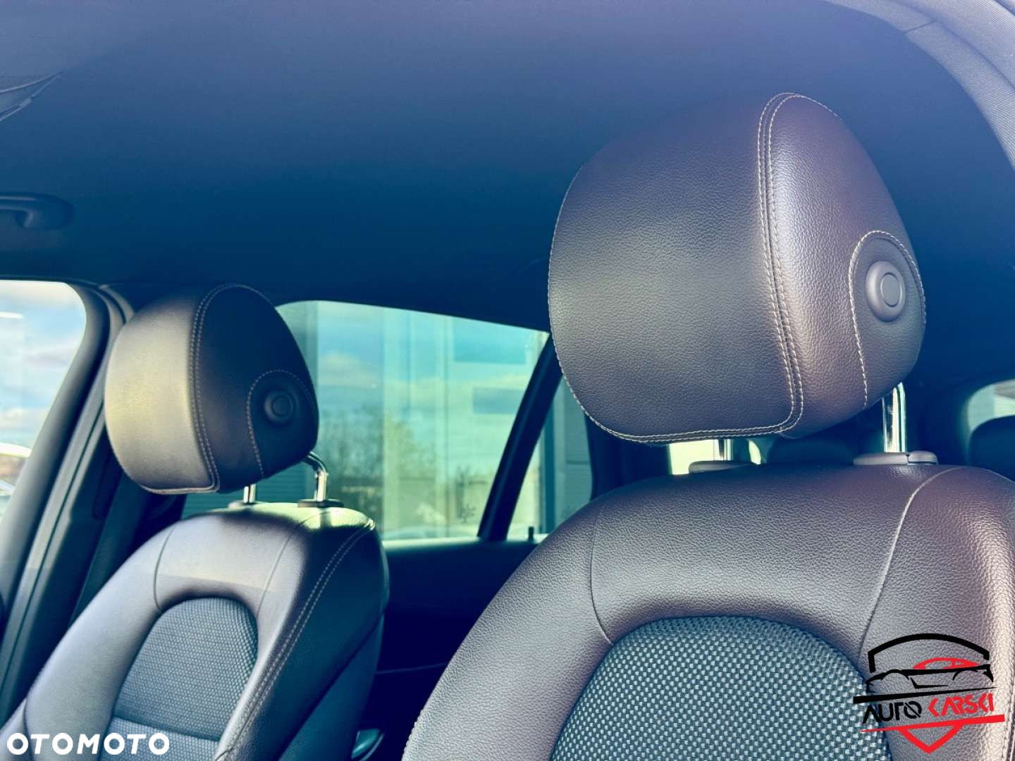 Mercedes-Benz GLC - 26