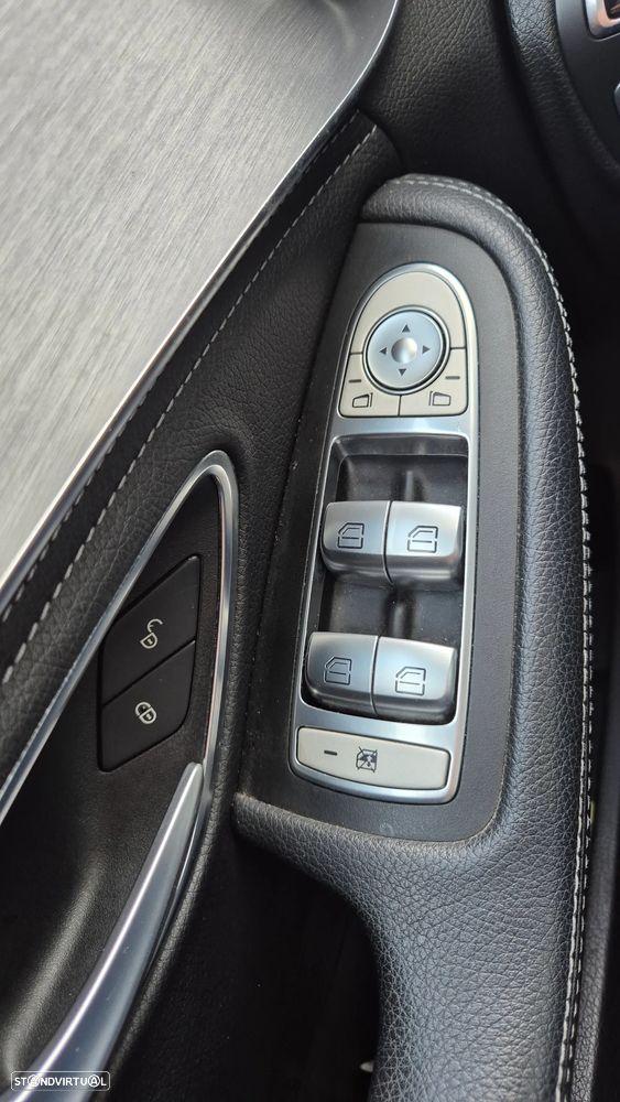 Mercedes-Benz C 350 e - 12