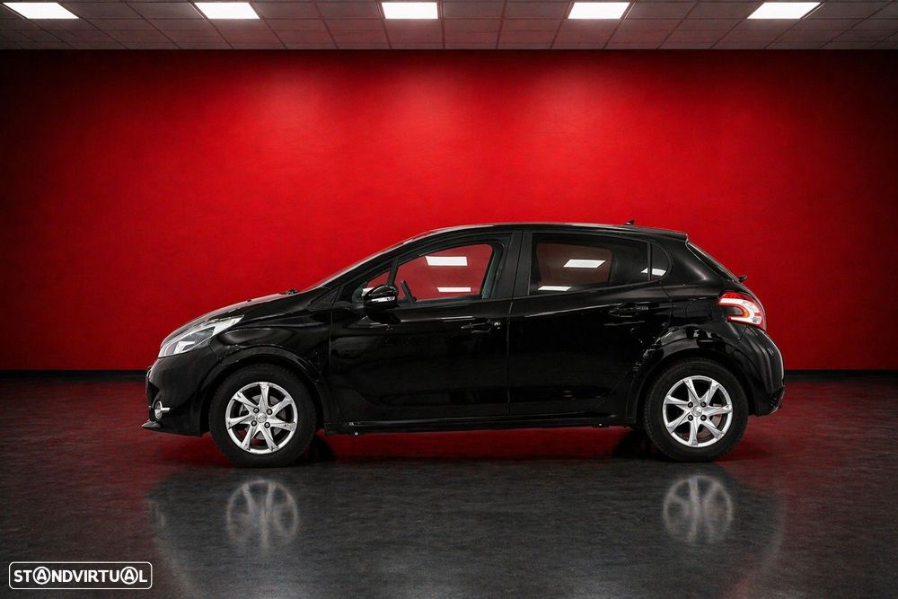 Peugeot 208 1.2 PureTech Active - 12