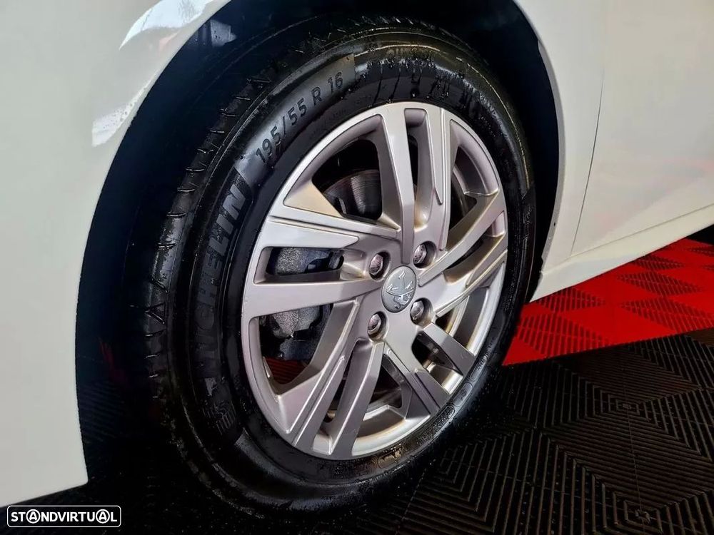 Peugeot 208 1.5 BlueHDi Active Business Pack - 13