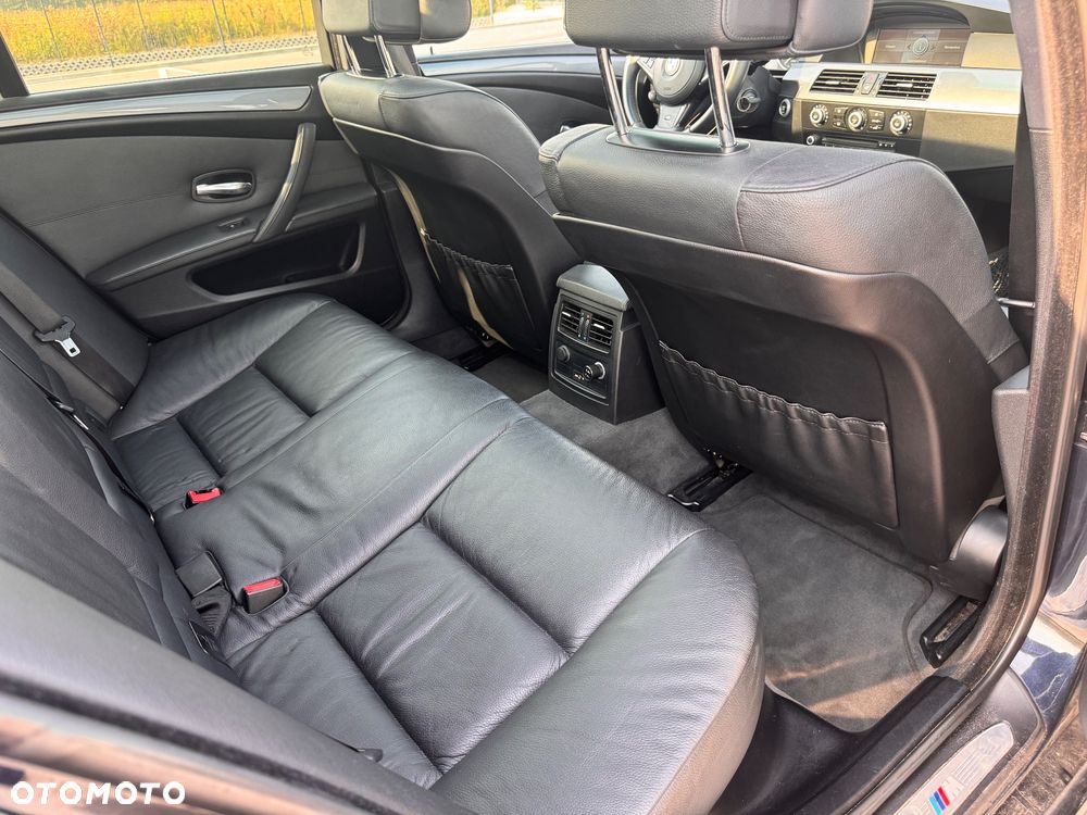 BMW Seria 5 - 16