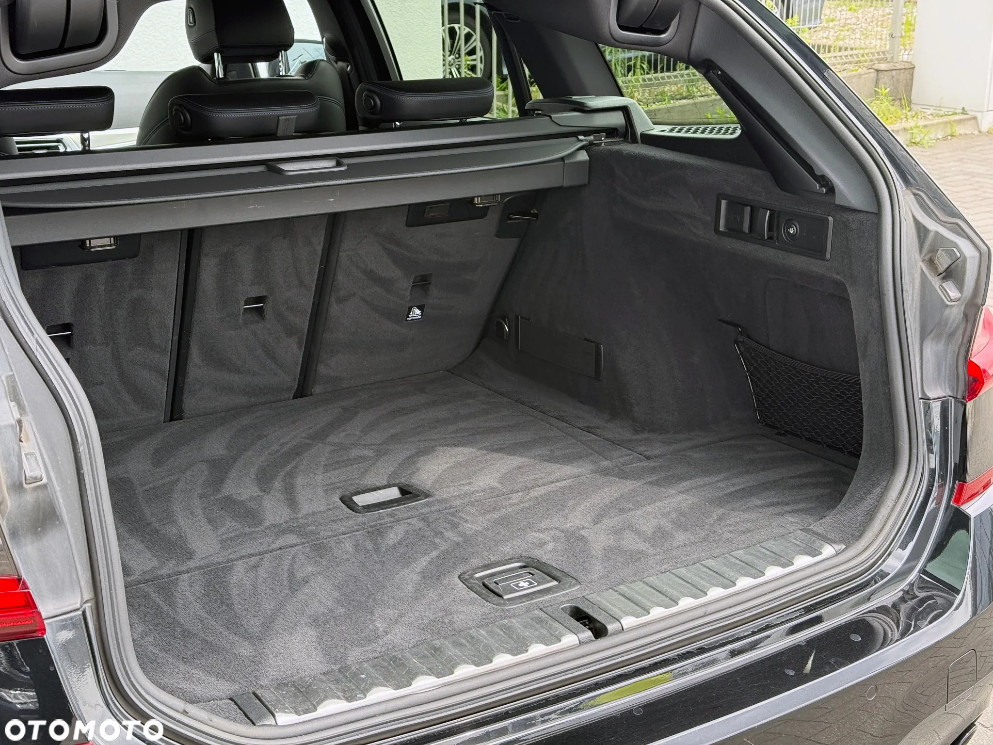BMW Seria 3 330d Touring M Sport - 12
