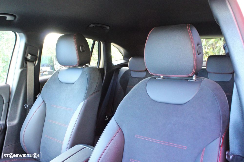 Mercedes-Benz GLA 180 d AMG Line - 20