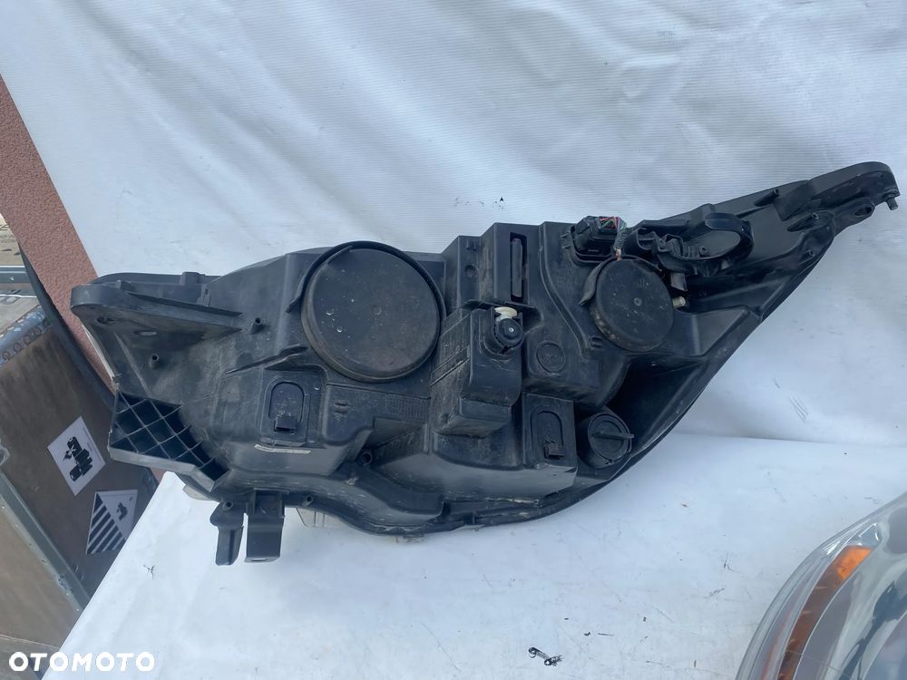 lampy citroen c4 II DS 4 komplet eu całe - 7