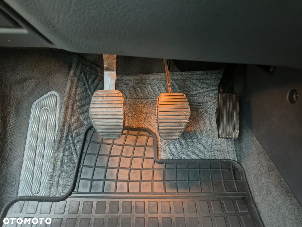 Citroën C5 2.0 HDi Exclusive - 16