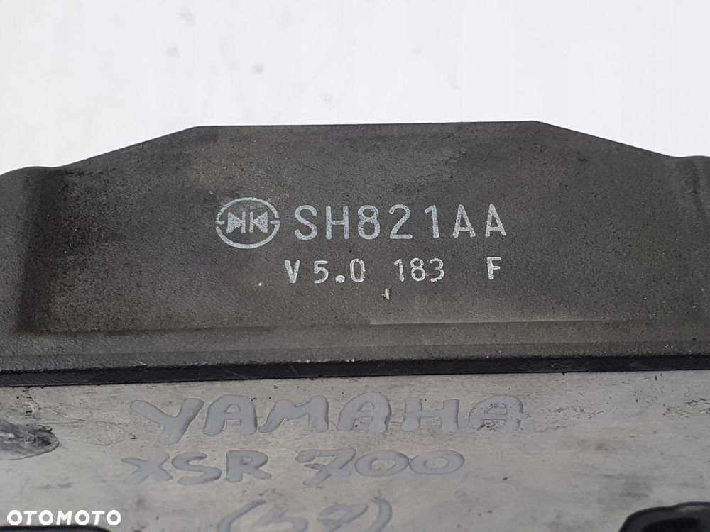 REGULATOR NAPIĘCIA Yamaha XSR 700 XSR700 15-22 moduł SH821AA - 7