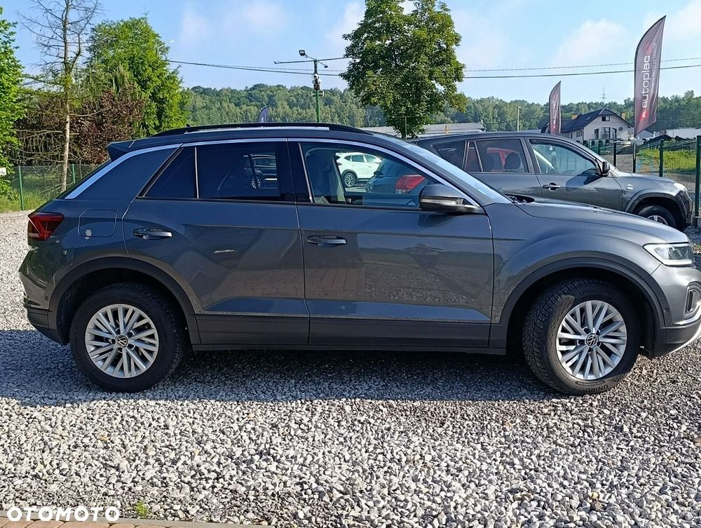 Volkswagen T-Roc - 11