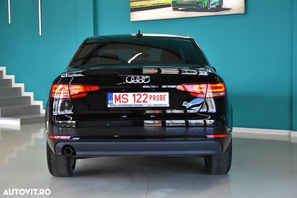 Audi A4 2.0 TDI DPF multitronic Attraction - 10