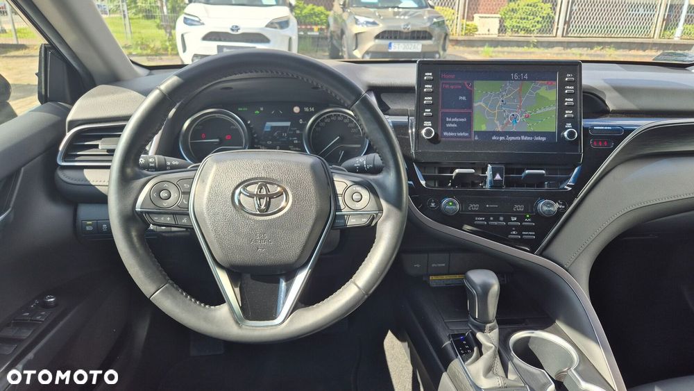 Toyota Camry 2.5 Hybrid Executive CVT - 11