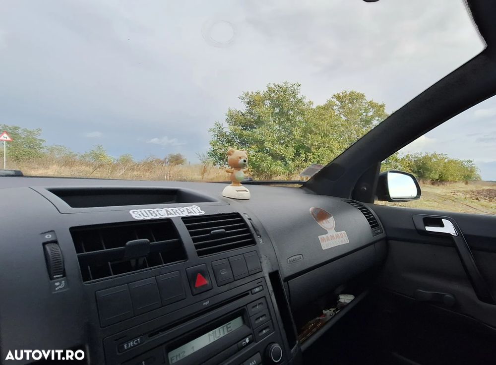 Volkswagen Polo - 6
