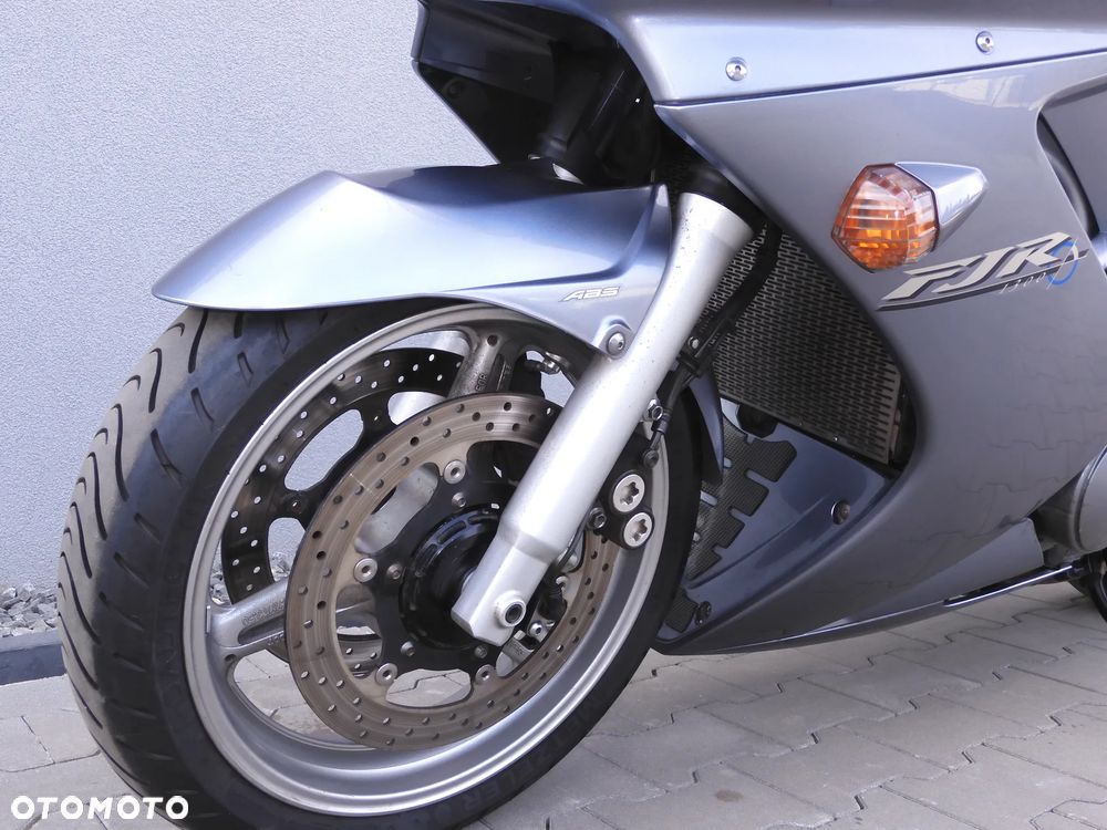 Yamaha FJR - 22