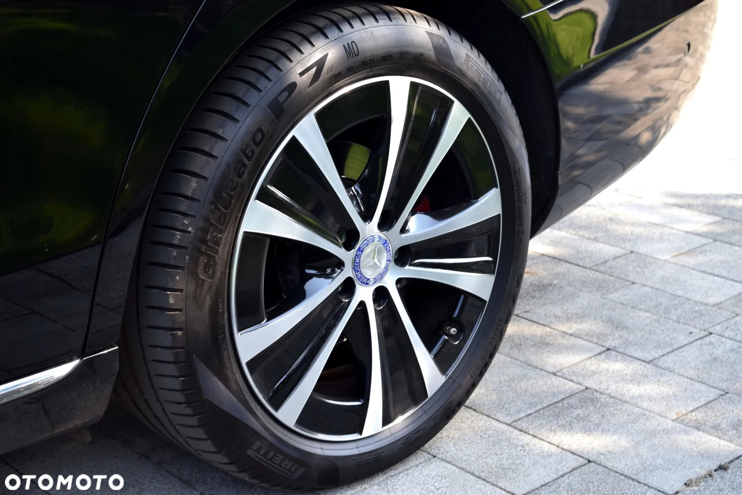Mercedes-Benz Klasa E 220 d Business Edition 9G-TRONIC - 36