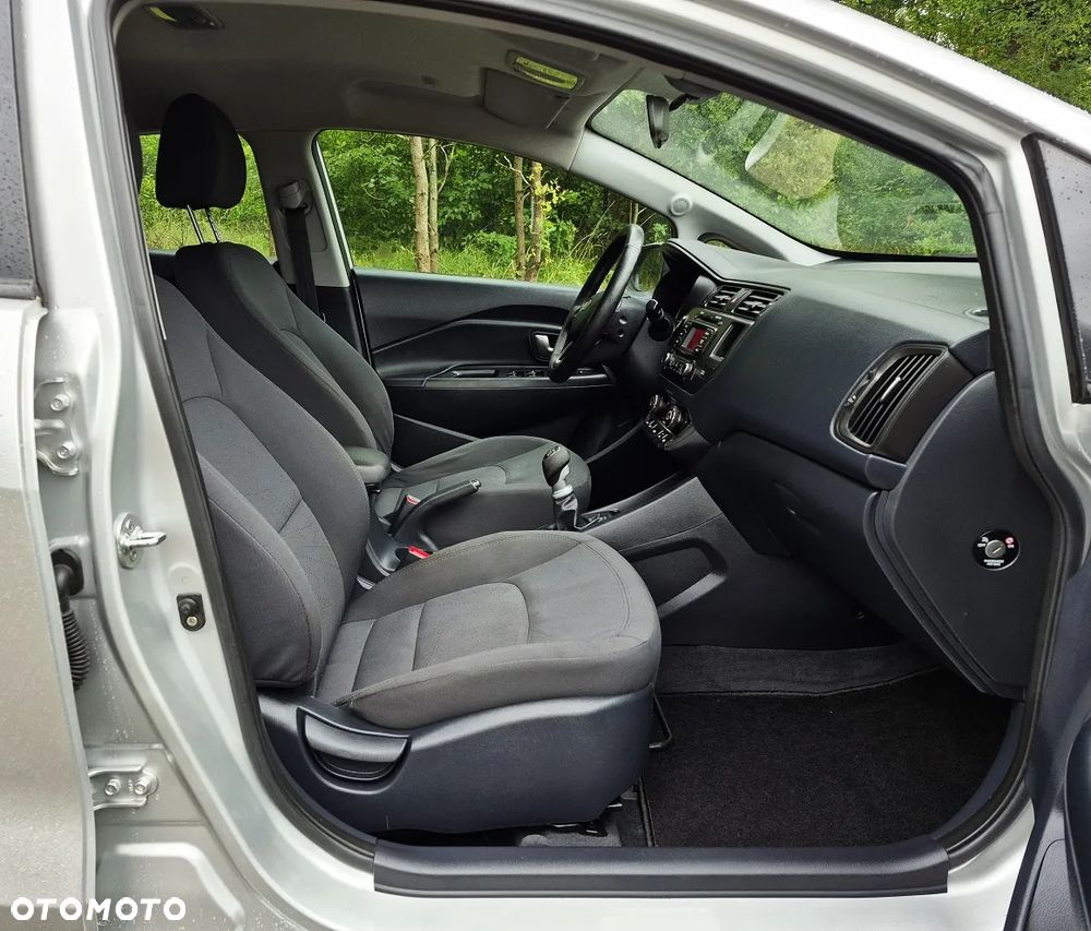 Kia Rio 1.4 crdi XL - 21