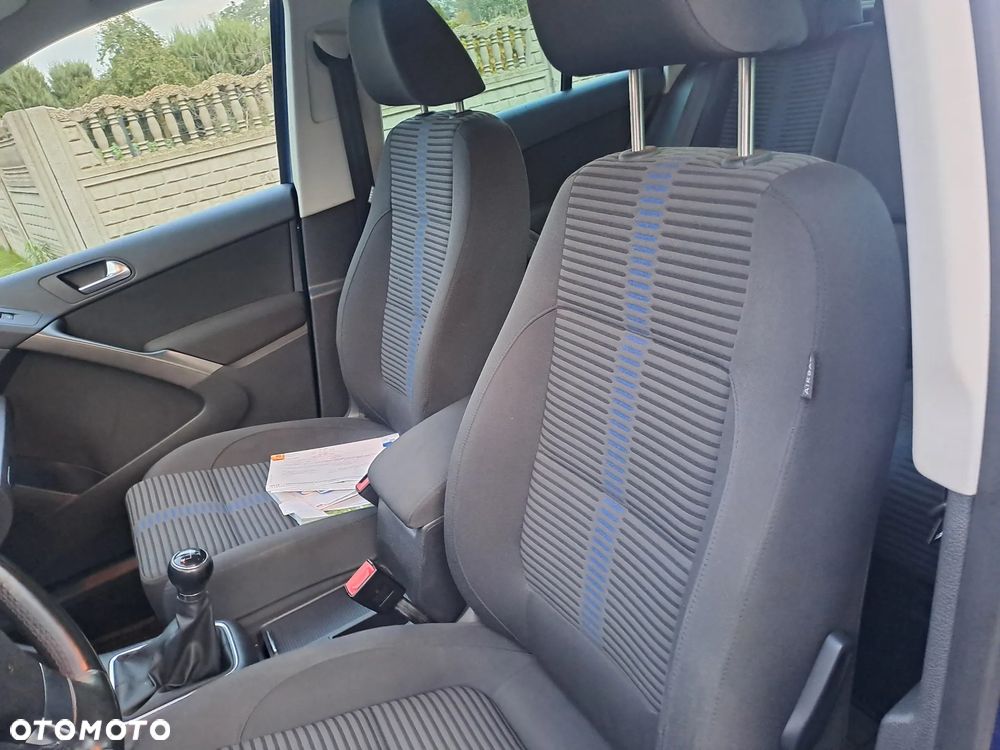 Volkswagen Tiguan - 22
