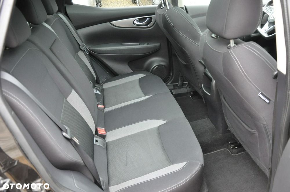 Nissan Qashqai 1.3 DIG-T DCT TEKNA - 11