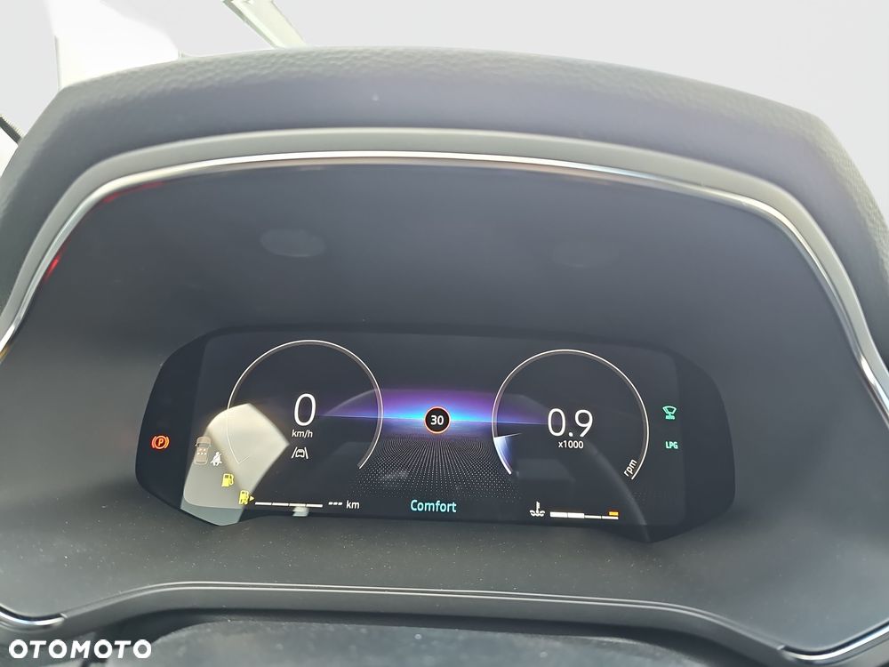 Renault Captur - 16